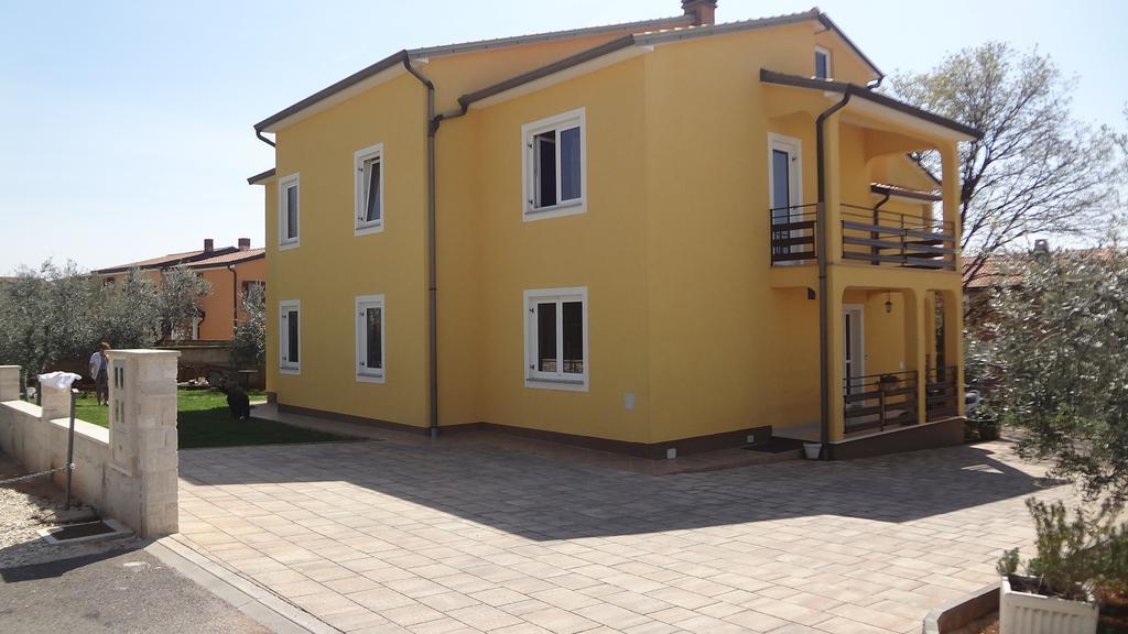 Apartments Jadranka Sain Novigrad Istria Exterior foto